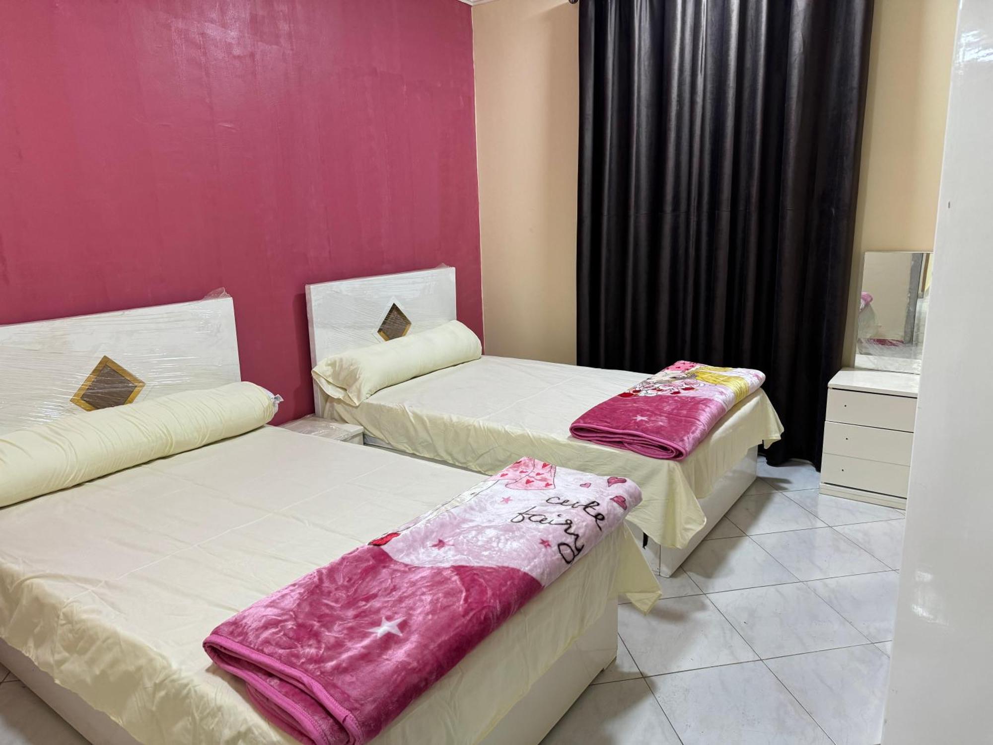 4br In Manial Island *